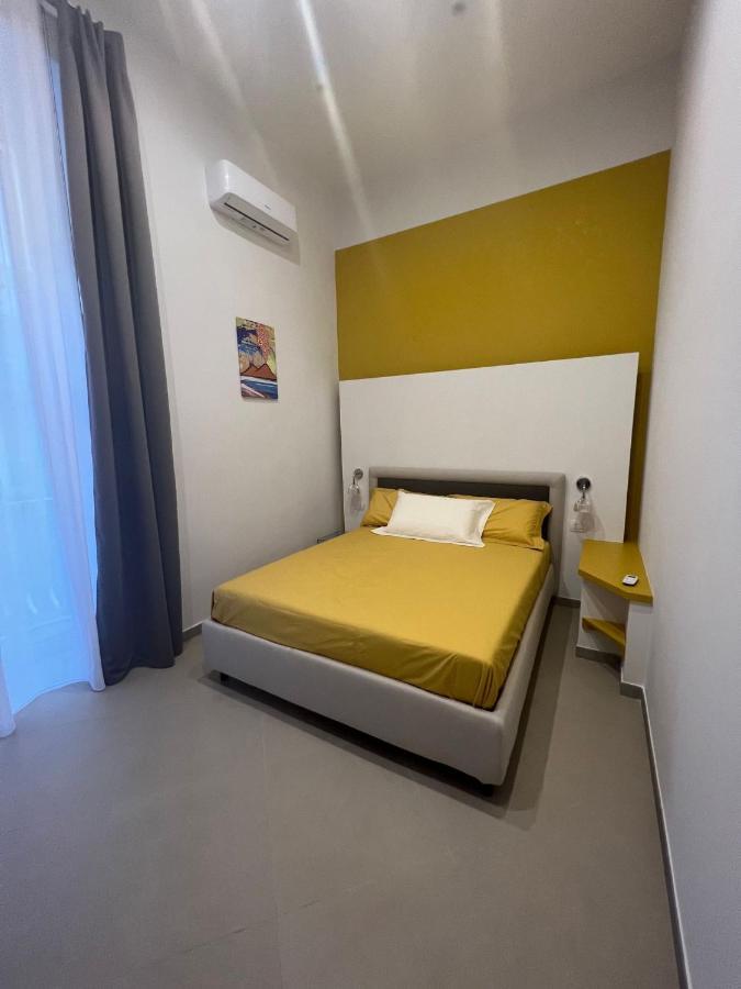 Dimora Chiaia 209 Hotell Neapel Exteriör bild
